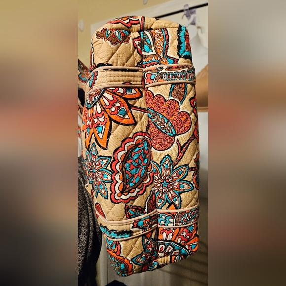 #637 Vera Bradley Tan and Red Multicolored Quilted Tote Bag - Picture 12 of 12